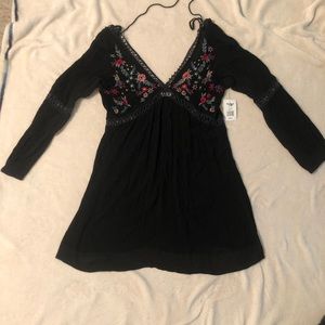 New Black Beach Coverup w/flower detailing